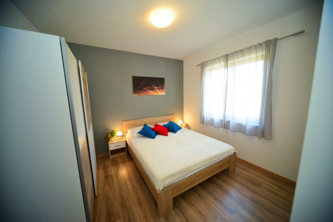 Ljubač Apartment Marcella 2 מראה חיצוני תמונה